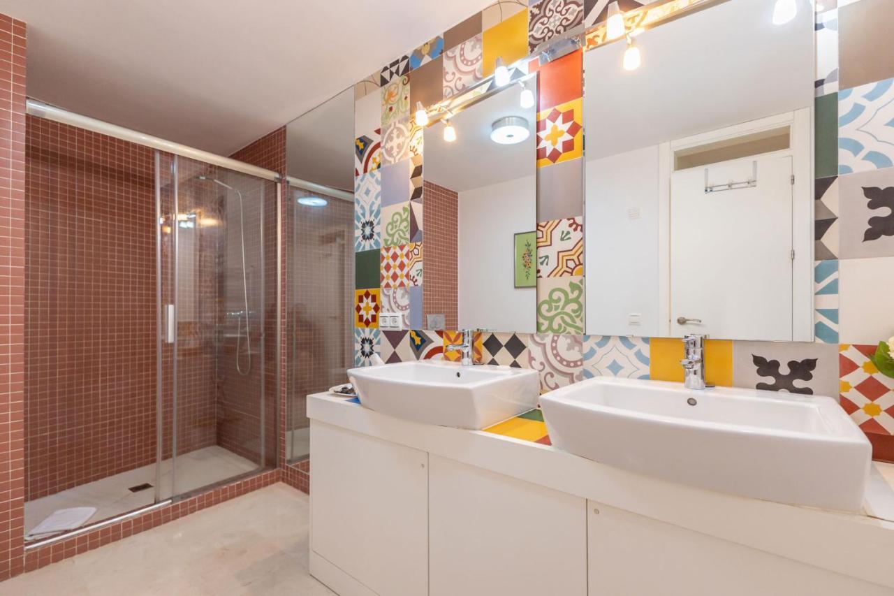 Appartement Descalzos Center By Valcambre